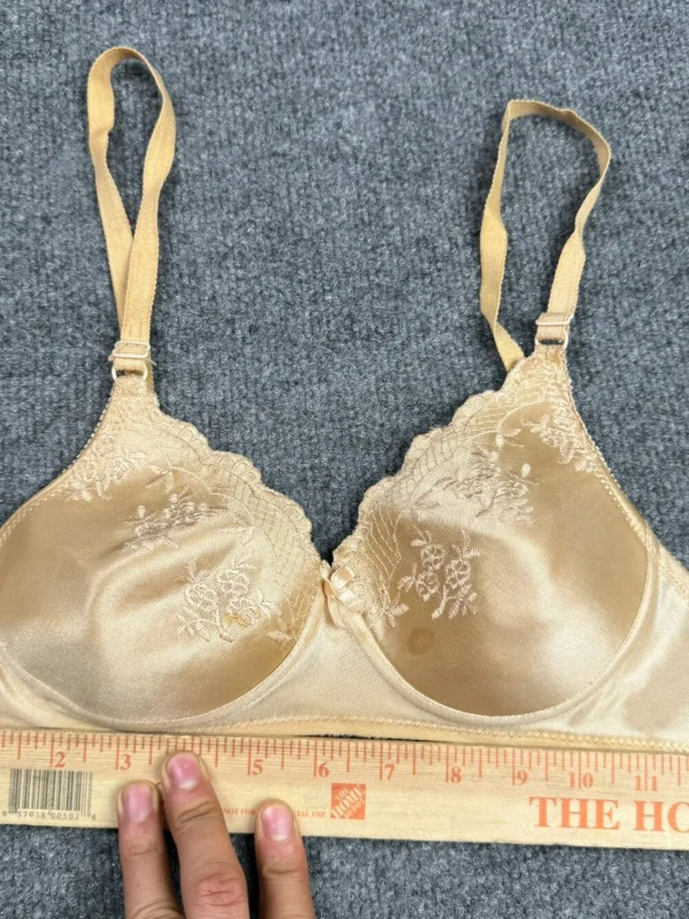 Vintage Tan Embroidered Underwire Bra Size M Satin Lace Lingerie As-Is